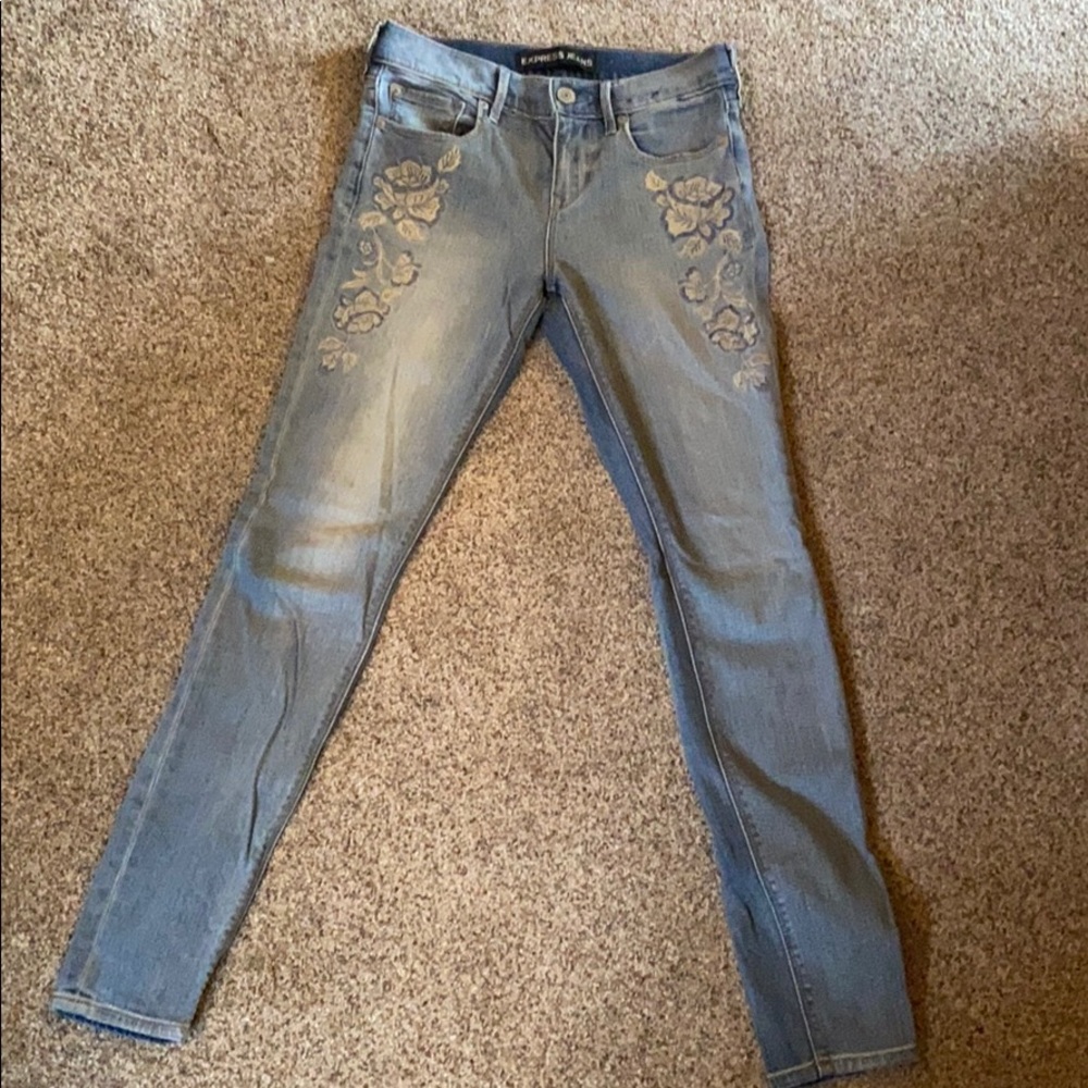 Express embroidery accent jeans